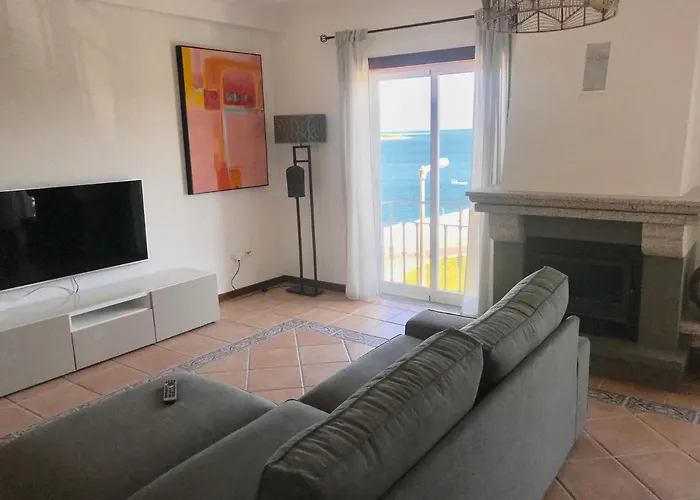 Seaside Doors 公寓 *